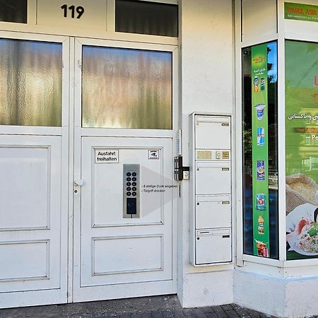 Schoene Ferienwohnung 78M2, 3 Schlafzimmer, 2 Baeder, Zentrumnah, 1Og Erfurt Eksteriør billede