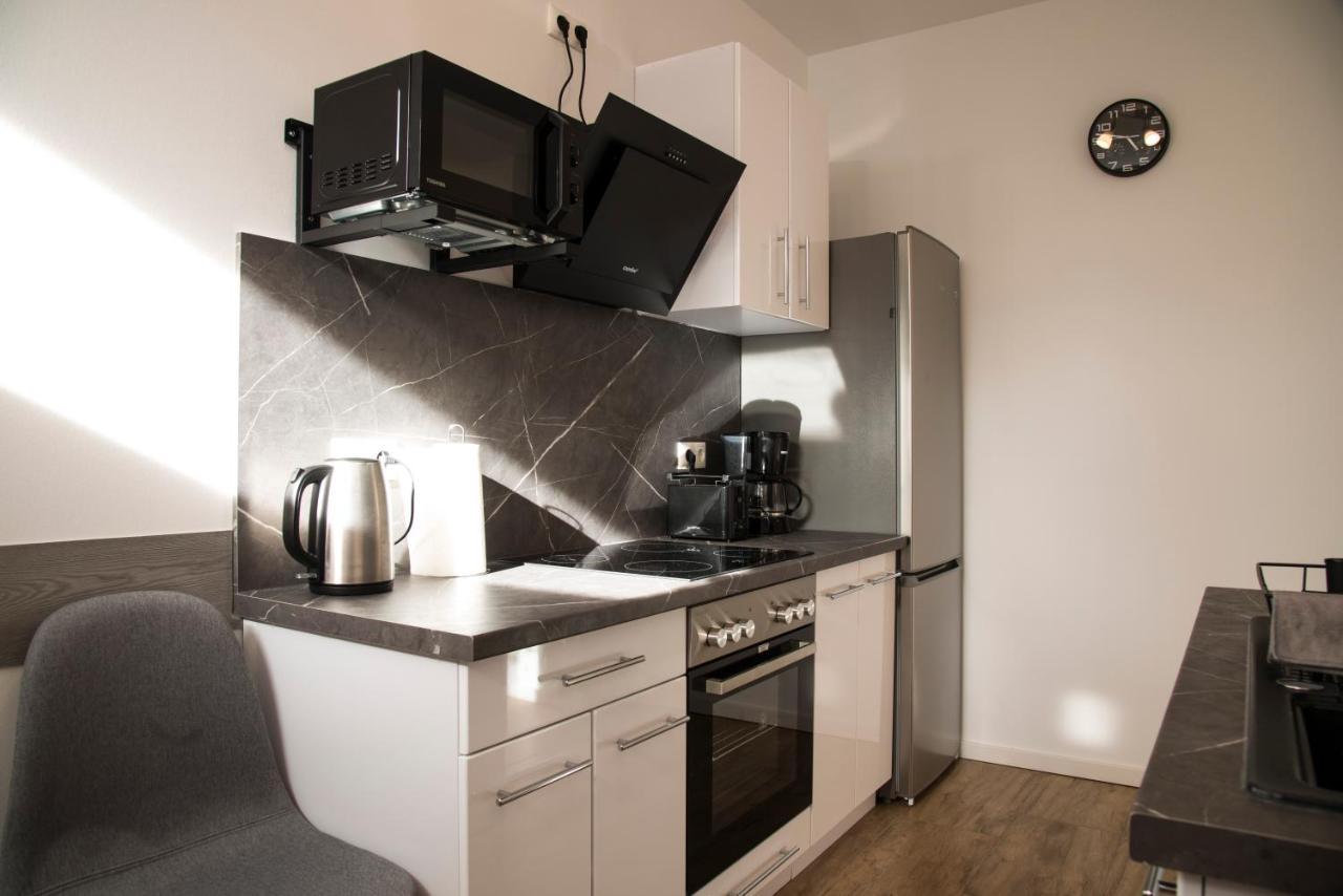 Schoene Ferienwohnung 78M2, 3 Schlafzimmer, 2 Baeder, Zentrumnah, 1Og Erfurt Eksteriør billede
